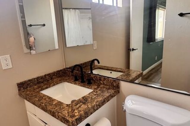 15554 Parthenia Street 8, Los Angeles, CA 91343 — photo 26 of 36