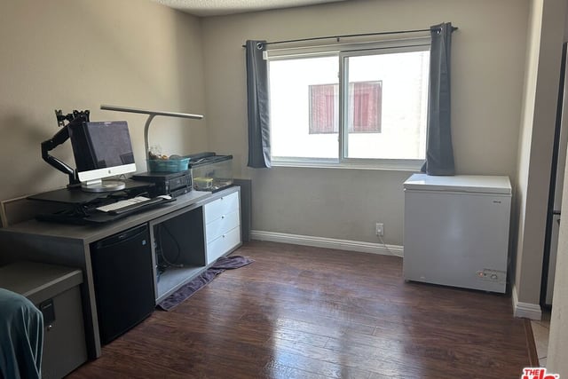 15554 Parthenia Street 8, Los Angeles, CA 91343 — photo 31 of 36
