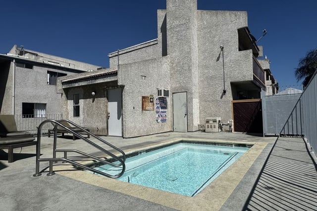 15554 Parthenia Street 8, Los Angeles, CA 91343 — photo 36 of 36