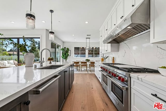 1531 Glencoe Avenue, Venice, CA 90291 — photo 11 of 33