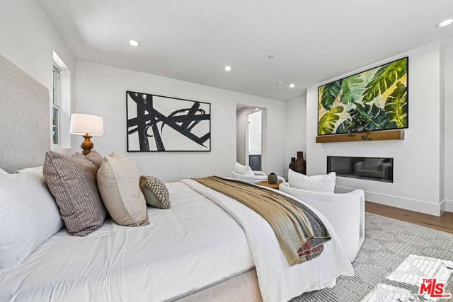1531 Glencoe Avenue, Venice, CA 90291 — photo 25 of 33