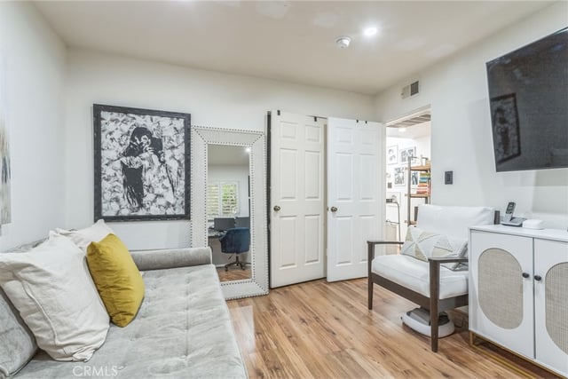 4260 Cedros D, Los Angeles, CA 91403 — photo 14 of 15