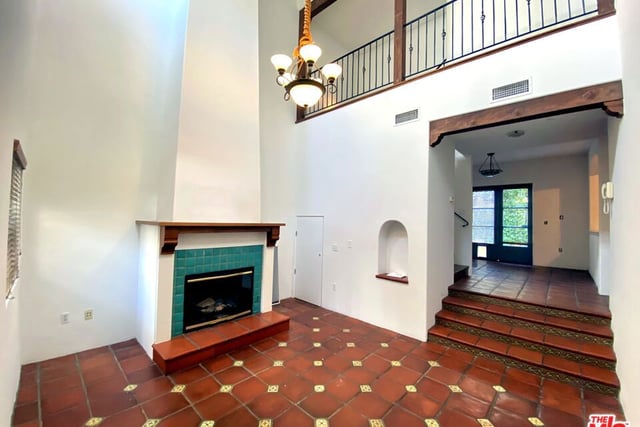 1414 N Harper Avenue 16, West Hollywood, CA 90046 — photo 12 of 21