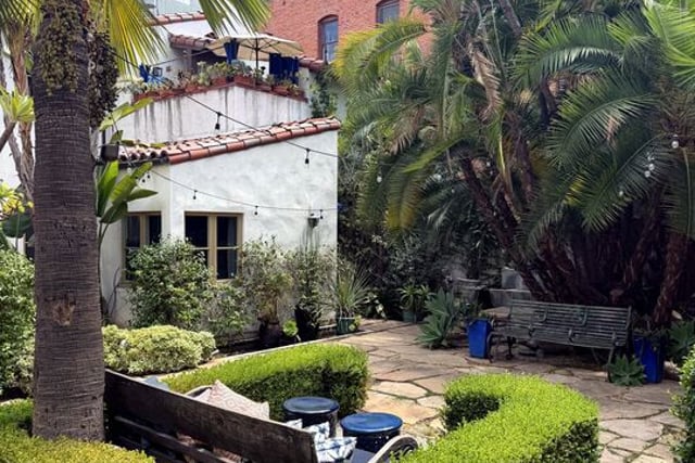 1414 N Harper Avenue 16, West Hollywood, CA 90046 — photo 8 of 21
