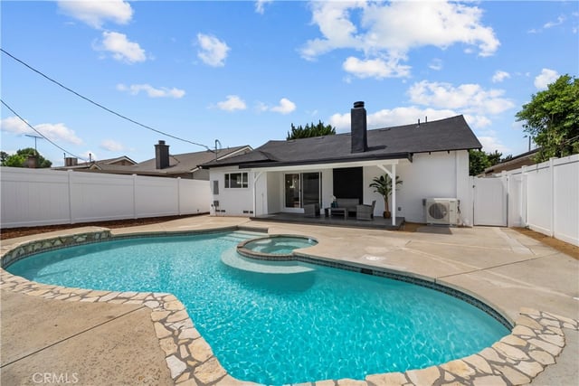 6916 Bianca, Lake Balboa, CA 91406 — photo 36 of 44