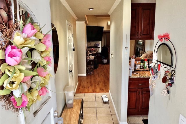 1123 Junipero Avenue 7, Long Beach, CA 90804 — photo 3 of 17