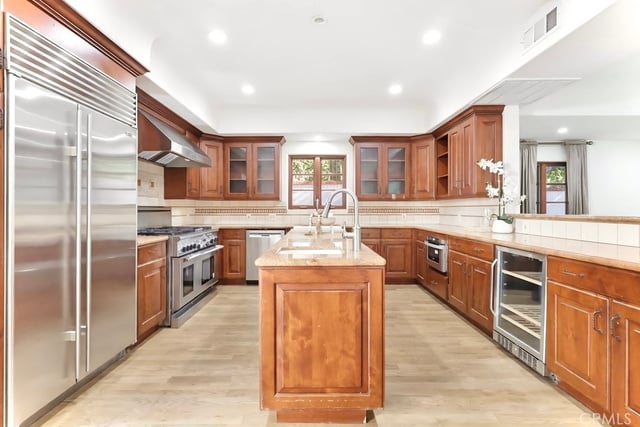 1805 Outpost Dr, Los Angeles, CA 90068 — photo 14 of 57