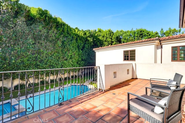 1805 Outpost Dr, Los Angeles, CA 90068 — photo 44 of 57