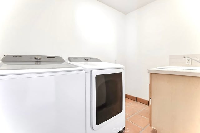 1805 Outpost Dr, Los Angeles, CA 90068 — photo 46 of 57