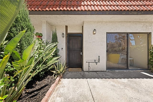 27640 Nugget Drive 3, Canyon Country, CA 91387 — photo 3 of 48