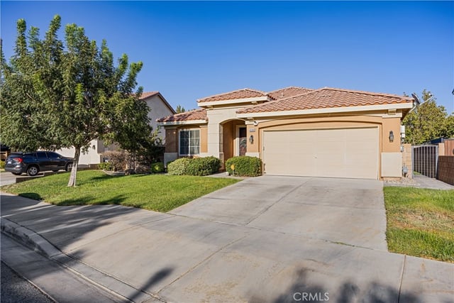 44340 Acacia, Lancaster, CA 93535 — photo 5 of 40