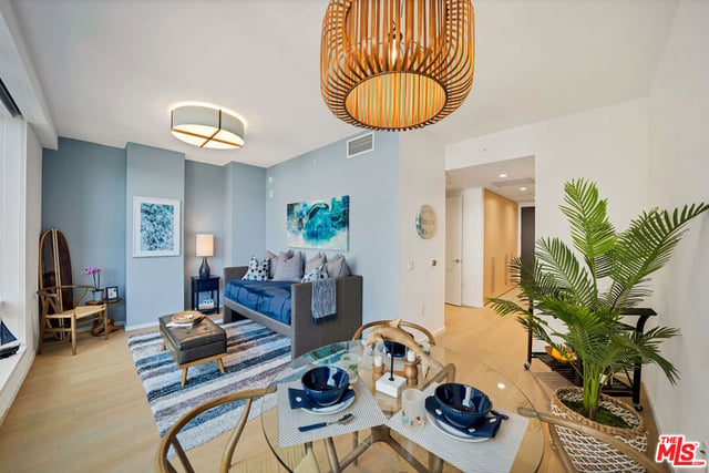 877 Francisco Street 626, Los Angeles, CA 90017 — photo 3 of 12