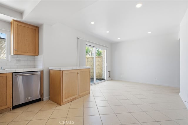 5664 Etiwanda, Tarzana, CA 91356 — photo 14 of 37
