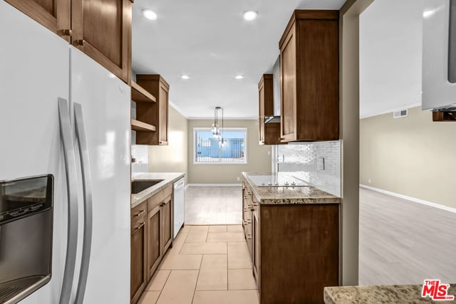 1250 N Kings Road 506, West Hollywood, CA 90069 — photo 14 of 29