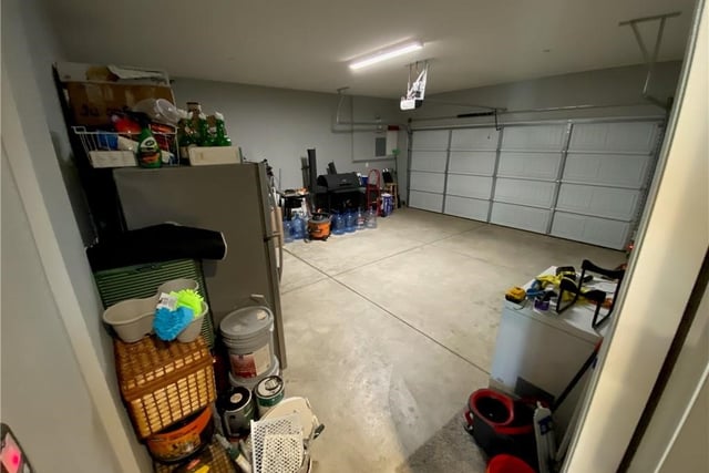 6131 W J9, Lancaster, CA 93536 — photo 25 of 33