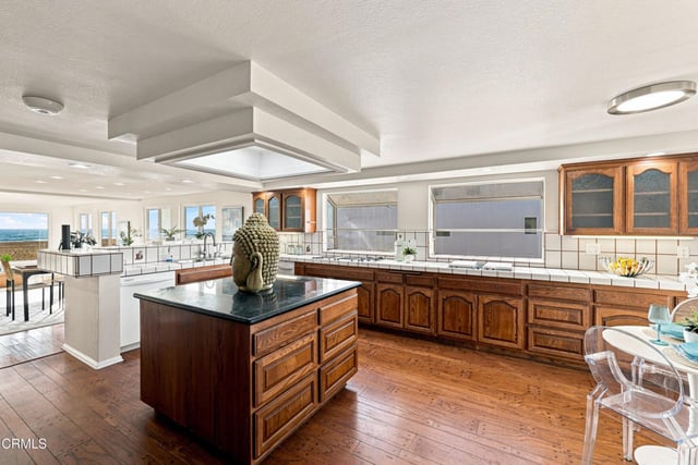 3933 Ocean Drive, Oxnard, CA 93035 — photo 13 of 43