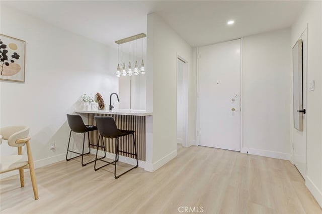 5411 Tyrone Avenue 203, Sherman Oaks, CA 91401 — photo 2 of 49