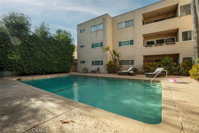 5411 Tyrone Avenue 203, Sherman Oaks, CA 91401 — photo 35 of 49