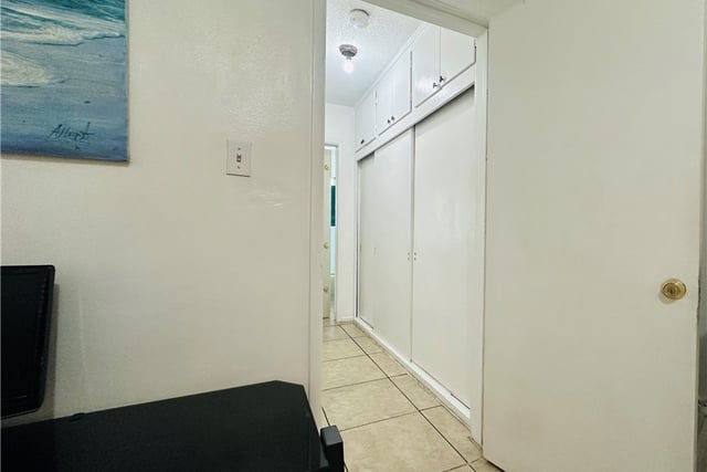 8500 Sunland, Los Angeles, CA 91352 — photo 8 of 9