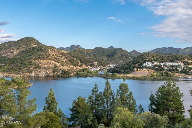 461 Lake Sherwood Drive, Westlake Village, CA 91361 — photo 63 of 83