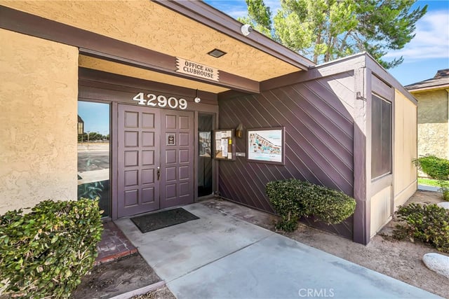 1543 W Avenue L 1, Lancaster, CA 93534 — photo 45 of 47
