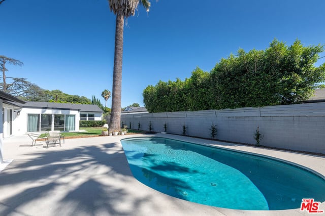 15710 Hartsook Street, Encino, CA 91436 — photo 23 of 33