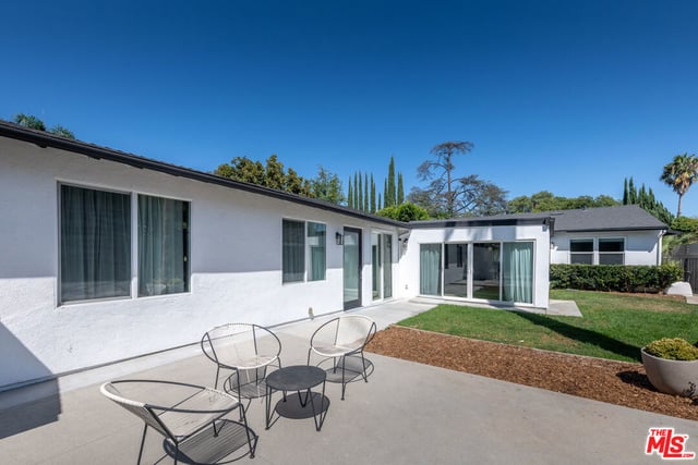 15710 Hartsook Street, Encino, CA 91436 — photo 25 of 33