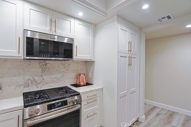 4326 Babcock 305, Studio City, CA 91604 — photo 8 of 22