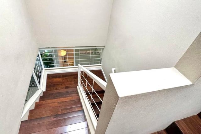 2410 Lyric Avenue, Los Angeles, CA 90027 — photo 10 of 20