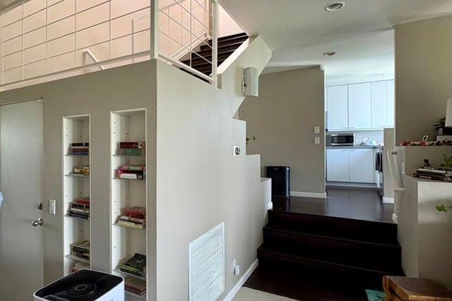 2410 Lyric Avenue, Los Angeles, CA 90027 — photo 11 of 20