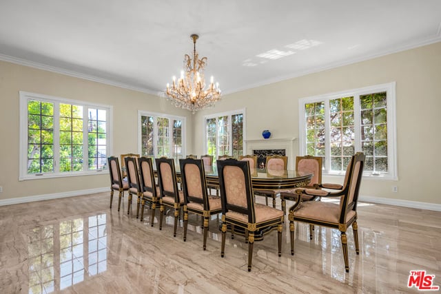 5545 Aura Avenue, Tarzana, CA 91356 — photo 9 of 42