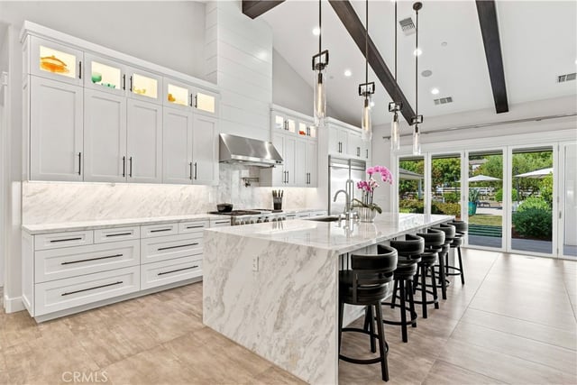 26185 Ravenhill Road, Canyon Country, CA 91387 — photo 13 of 47
