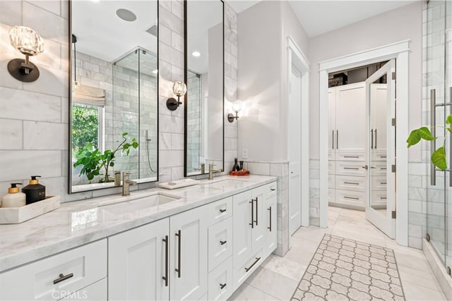 26185 Ravenhill Road, Canyon Country, CA 91387 — photo 22 of 47