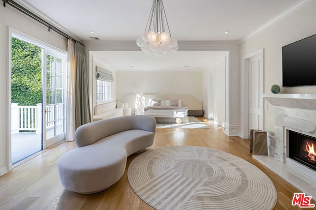 9135 Hazen Drive, Beverly Hills, CA 90210 — photo 16 of 30