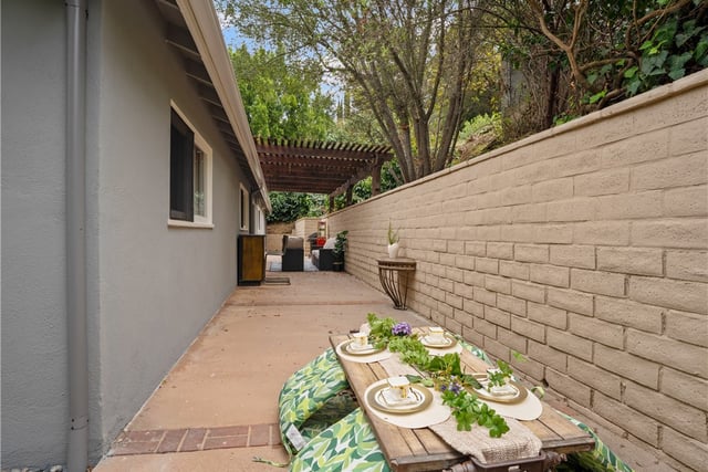 3370 Coy, Sherman Oaks, CA 91423 — photo 36 of 39