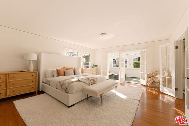 441 S Muirfield Road, Los Angeles, CA 90020 — photo 15 of 32