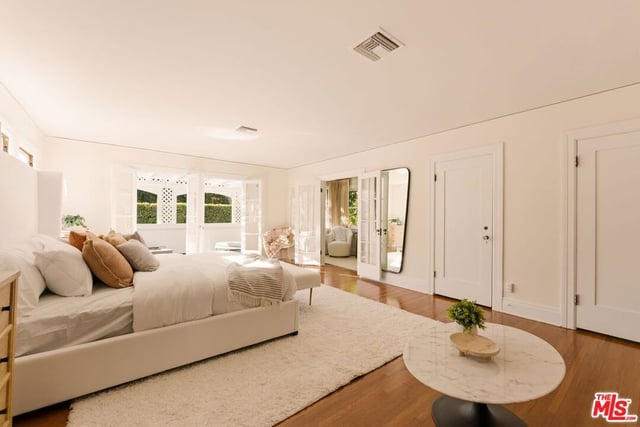 441 S Muirfield Road, Los Angeles, CA 90020 — photo 16 of 32