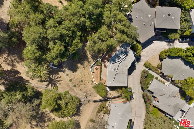 3750 Arbolada Road, Los Angeles, CA 90027 — photo 35 of 36