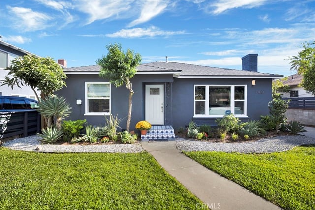 740 W Colorado, Monrovia, CA 91016 — photo 2 of 44