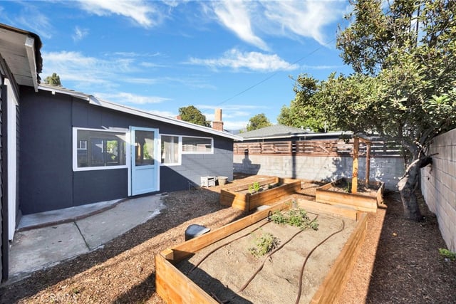 740 W Colorado, Monrovia, CA 91016 — photo 31 of 44