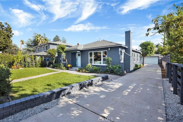 740 W Colorado, Monrovia, CA 91016 — photo 4 of 44