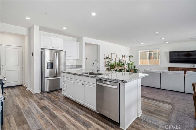 45025 43rd W, Lancaster, CA 93536 — photo 7 of 43