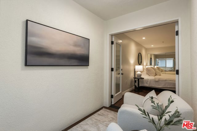 4733 Elmwood Avenue 102, Los Angeles, CA 90004 — photo 20 of 31