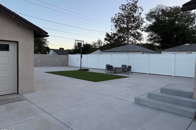 1075 Chevron Court, Pasadena, CA 91103 — photo 22 of 24