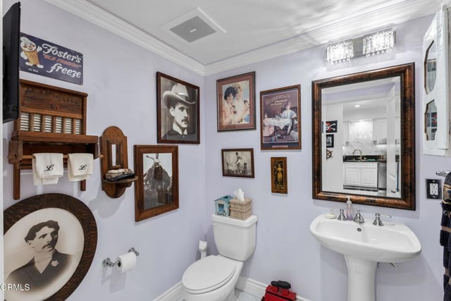 4336 Tradewinds Drive, Oxnard, CA 93035 — photo 12 of 34