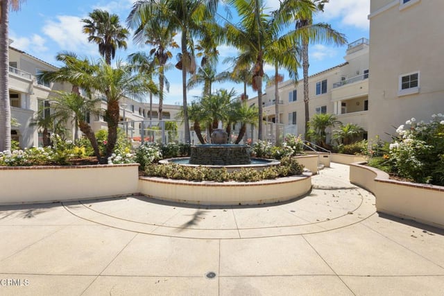 4336 Tradewinds Drive, Oxnard, CA 93035 — photo 5 of 34