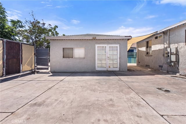 1438 S Woods, Los Angeles, CA 90022 — photo 16 of 43