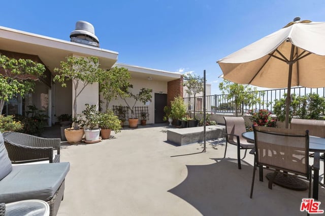 11750 W Sunset Boulevard 301, Los Angeles, CA 90049 — photo 17 of 22