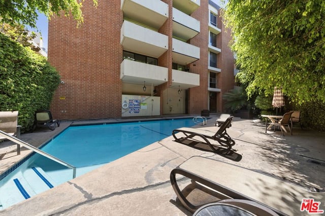 11750 W Sunset Boulevard 301, Los Angeles, CA 90049 — photo 18 of 22