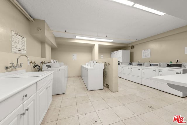 11750 W Sunset Boulevard 301, Los Angeles, CA 90049 — photo 19 of 22